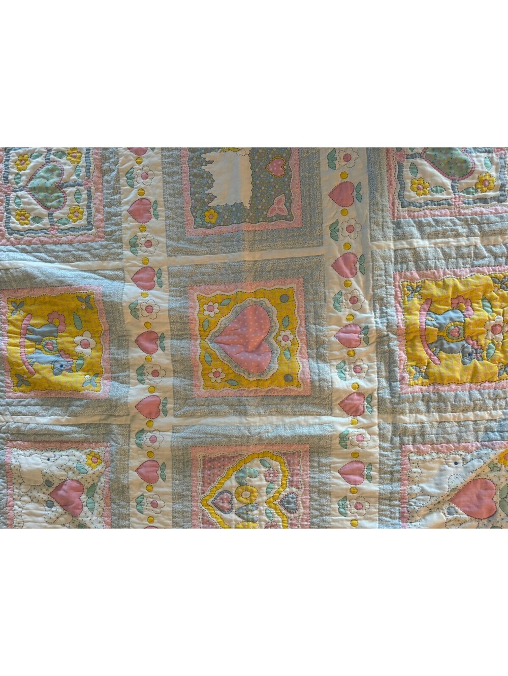 Vintage Handmade Patchwork Quilt with Heart and Floral Motifs